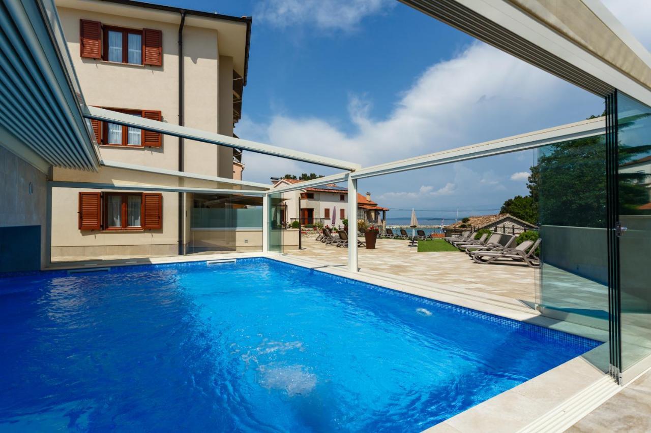 Apartmani Sidro Malinska Exterior photo